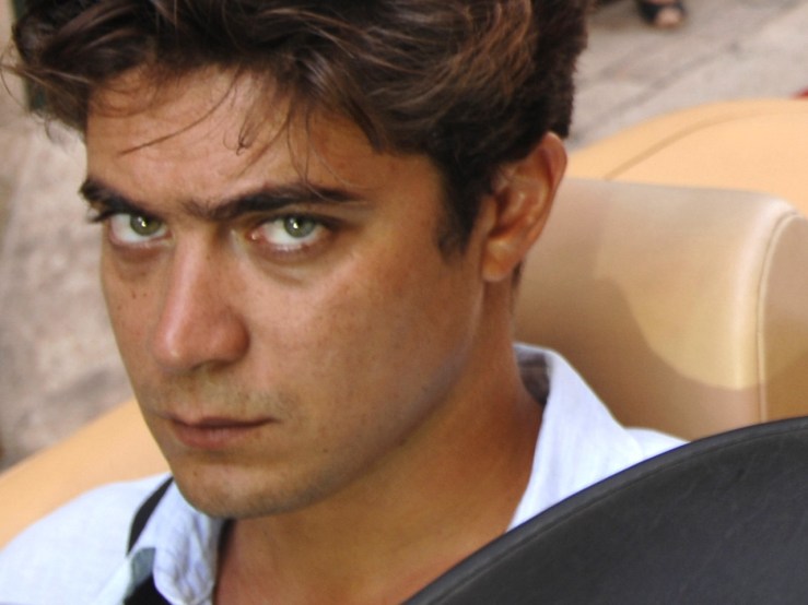 riccardo-scamarcio-sul-set-di-mine-vaganti