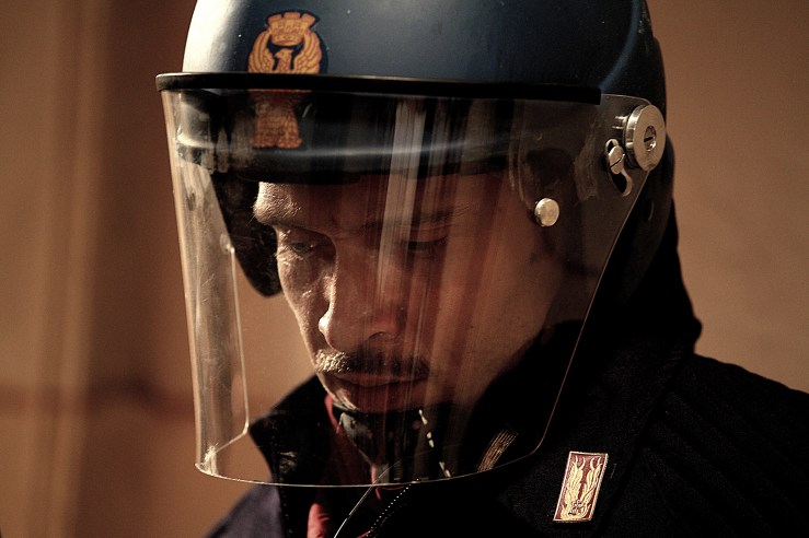 diaz-dont-clean-up-this-blood-claudio-santamaria-foto-dal-film-2