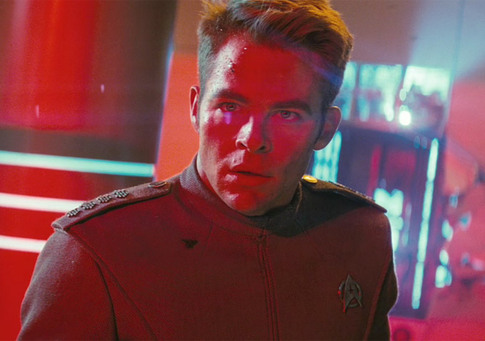 chris-pine-star-trek-into-darkness-trailer
