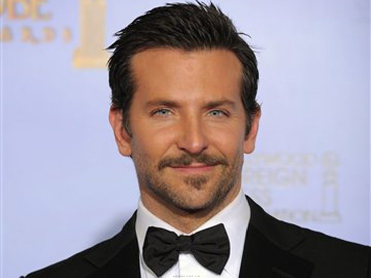 Bradley-Cooper-American-Well-known-Actor-Golden-Globe-Award