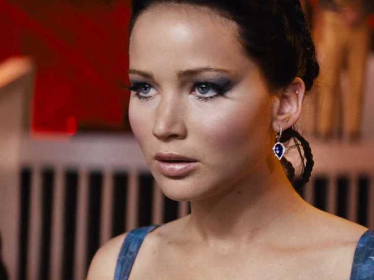 hunger-games-catching-fire-tickets-are-already-selling-out--for-november