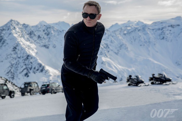Spectre-James-Bond-700x467