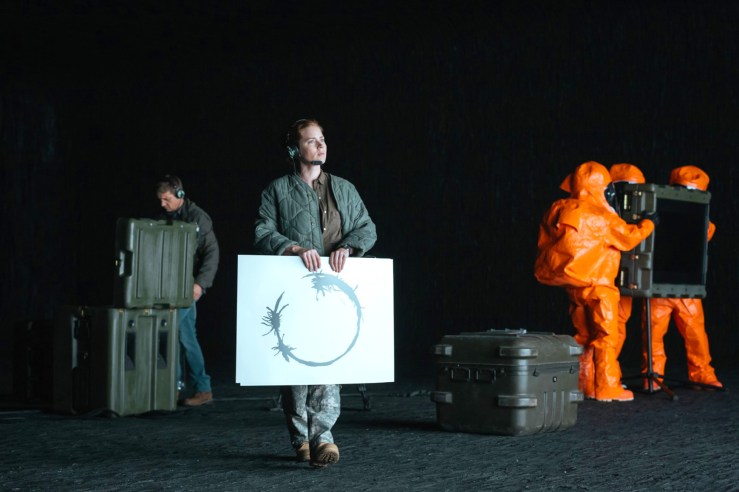 arrival-amy-adams-jeremy-renner